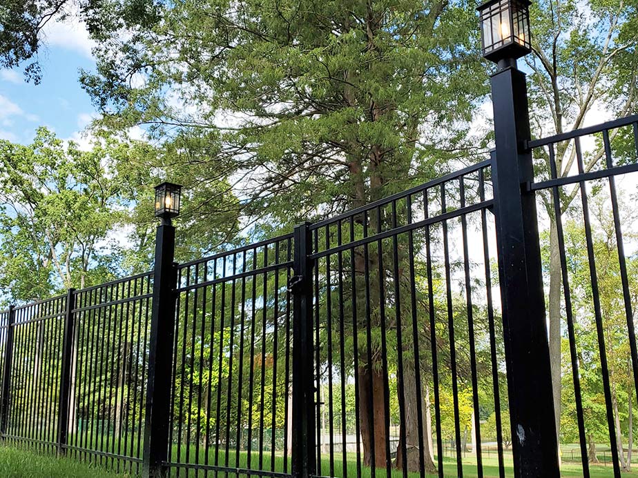 South Windsor Connecticut residential and commercial fencing