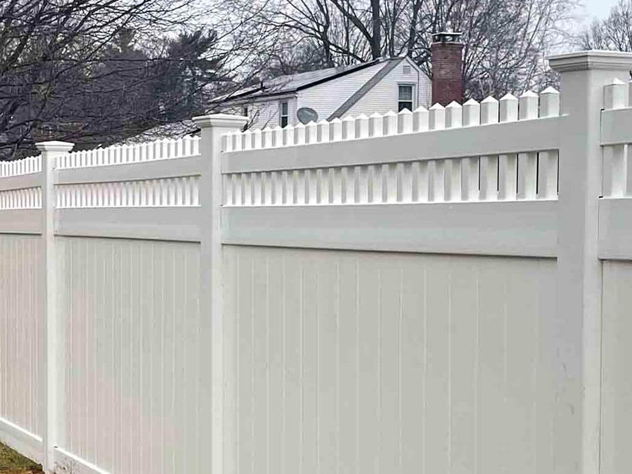 Vinyl fence contractor in Rocky Hill Connecticut